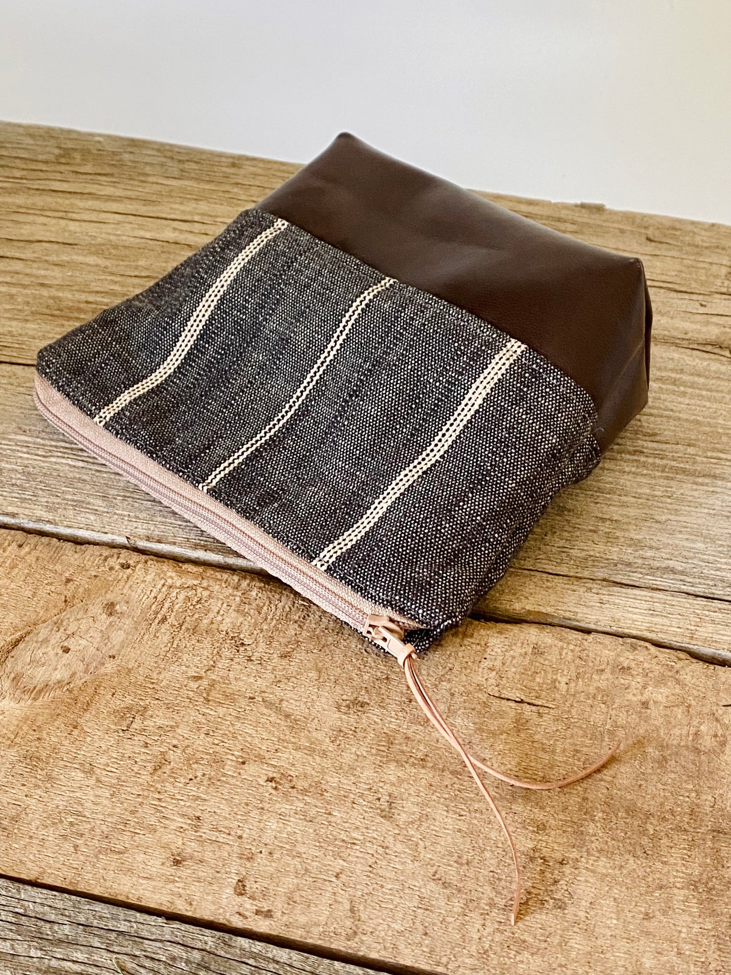 Cositas Bag Charcoal Gray & Linen Stripe